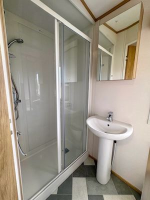 En Suite- click for photo gallery